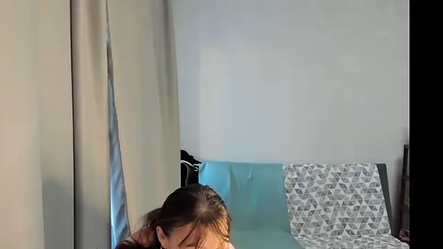 Snapshot of elis_gabbi chatting on December 4, 2025, 2:32 am elis gabbi online show from December 4, 2025, 2:32 am