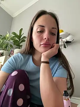 AmiLavs online show from December 20, 2025, 11:13 am