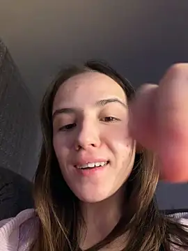 EmilyWi  online show from December 13, 2025, 8:04 pm