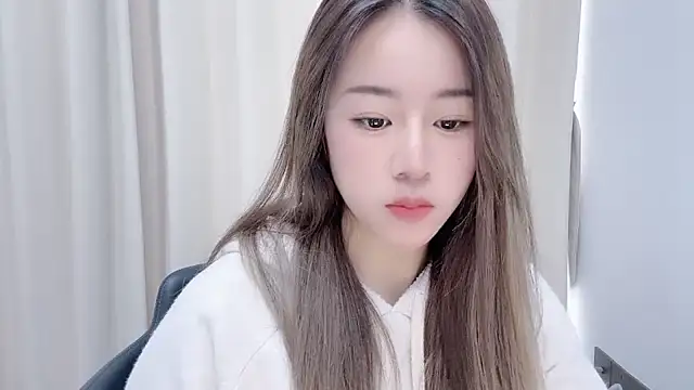 Snapshot of chloe-01 chatting on December 29, 2024, 4:48 am chloe-01 online show from December 29, 2024, 4:48 am