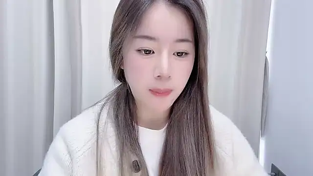 Snapshot of chloe-01 chatting on December 19, 2024, 5:07 am chloe-01 online show from December 19, 2024, 5:07 am