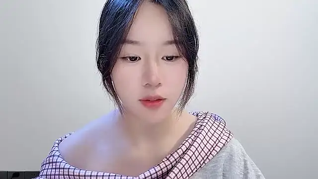 Snapshot of chloe-01 chatting on November 16, 2025, 3:00 am chloe-01 online show from November 16, 2025, 3:00 am