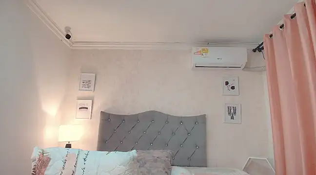 Snapshot of brooklove_doll chatting on March 4, 2025, 11:32 pm brooklove doll online show from March 4, 2025, 11:32 pm