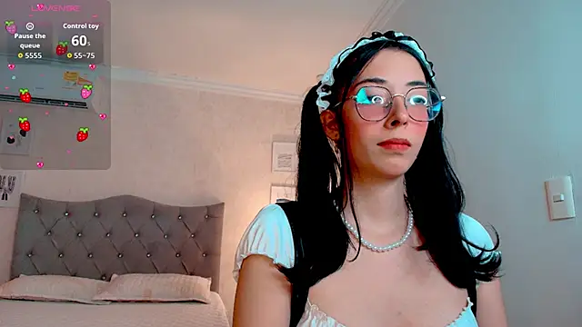 Snapshot of brooklove_doll chatting on September 16, 2025, 4:24 am brooklove doll online show from September 16, 2025, 4:24 am