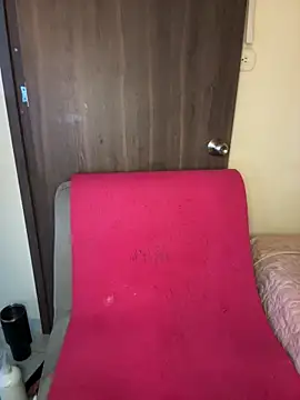 MOMALANA online show from September 28, 2025, 4:14 pm