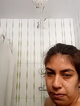 Snapshot of Anamaria-24 chatting on June 1, 2026, 2:50 pm Anamaria-24 online show from June 1, 2026, 2:50 pm