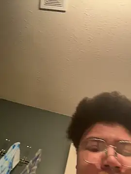 Ectorius online show from March 6, 2026, 2:01 pm