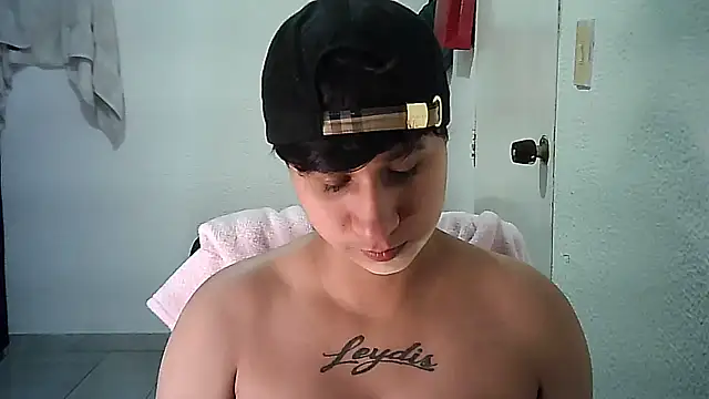 Snapshot of Im_Milan_Rs chatting on November 18, 2025, 1:54 am Im Milan Rs online show from November 18, 2025, 1:54 am