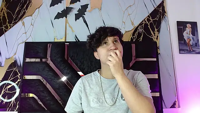 Snapshot of Im_Milan_Rs chatting on November 14, 2025, 3:43 am Im Milan Rs online show from November 14, 2025, 3:43 am