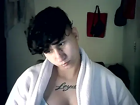 Snapshot of Im_Milan_Rs chatting on November 25, 2025, 1:33 pm Im Milan Rs online show from November 25, 2025, 1:33 pm