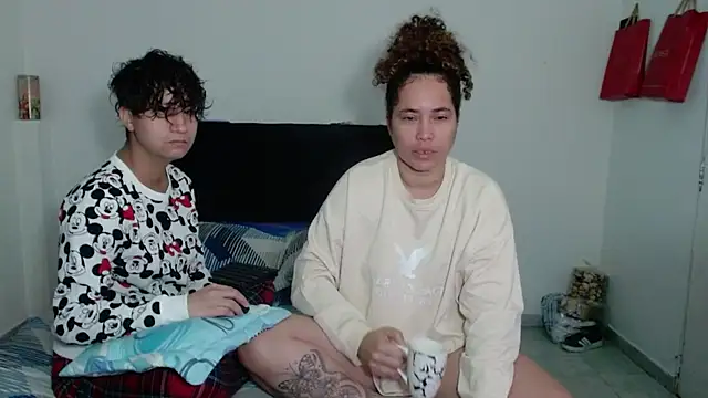 Snapshot of Im_Milan_Rs chatting on December 18, 2025, 5:23 am Im Milan Rs online show from December 18, 2025, 5:23 am