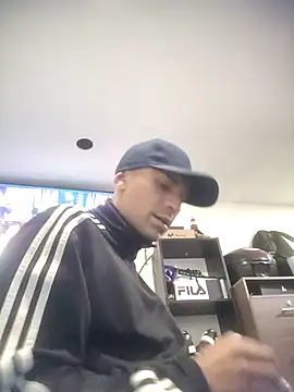 jeremiabello online show from November 14, 2025, 11:08 pm