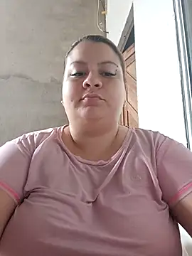 Snapshot of carola_hotwife chatting on September 12, 2025, 12:05 pm carola hotwife online show from September 12, 2025, 12:05 pm