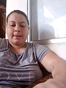 Snapshot of carola_hotwife chatting on September 27, 2025, 10:54 am carola hotwife online show from September 27, 2025, 10:54 am