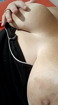 Snapshot of carola_hotwife chatting on March 16, 2025, 12:23 am carola hotwife online show from March 16, 2025, 12:23 am