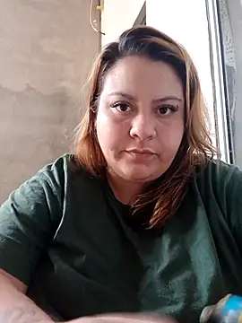 Snapshot of carola_hotwife chatting on September 16, 2025, 11:11 am carola hotwife online show from September 16, 2025, 11:11 am