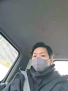 Snapshot of da--------i chatting on December 16, 2024, 12:48 am da--------i online show from December 16, 2024, 12:48 am