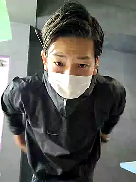 Snapshot of da--------i chatting on December 25, 2024, 8:40 am da--------i online show from December 25, 2024, 8:40 am