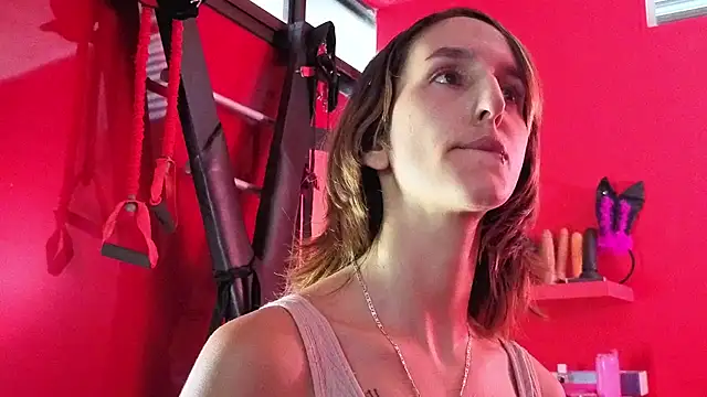 Ambar Roux  online show from April 11, 2026, 3:16 pm