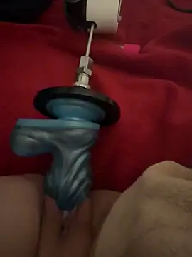 Snapshot of luisa1 chatting on October 26, 2025, 8:20 pm luisa1 online show from October 26, 2025, 8:20 pm