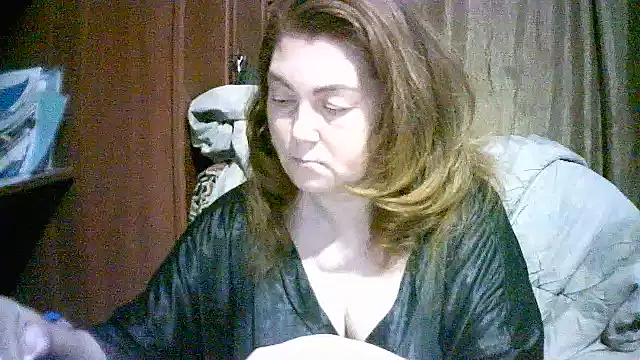 Snapshot of Madame-Butterfly chatting on November 16, 2025, 7:07 pm Madame-Butterfly online show from November 16, 2025, 7:07 pm