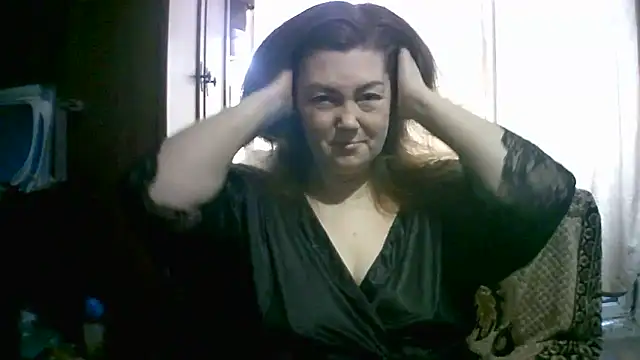 Snapshot of Madame-Butterfly chatting on October 22, 2025, 6:57 am Madame-Butterfly online show from October 22, 2025, 6:57 am