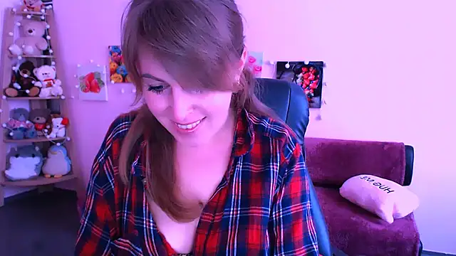 Hot Milady online show from March 30, 2026, 7:32 am