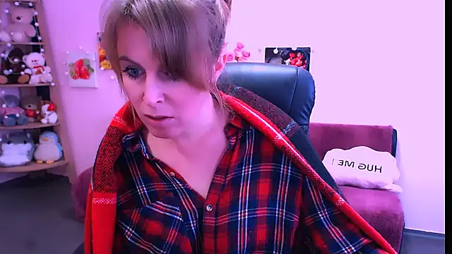 Snapshot of Hot_Milady chatting on February 19, 2026, 8:22 am Hot Milady online show from February 19, 2026, 8:22 am