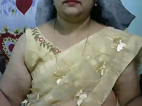 Snapshot of Naughty_Nityaa chatting on March 7, 2025, 4:55 pm Naughty Nityaa online show from March 7, 2025, 4:55 pm
