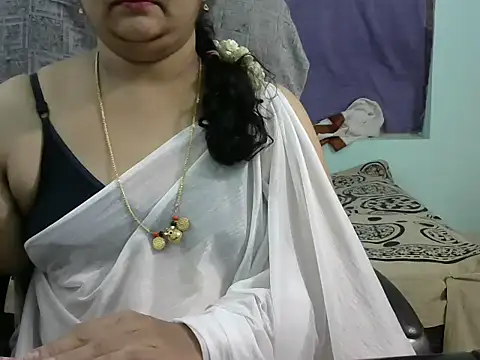 Snapshot of Naughty_Nityaa chatting on March 4, 2025, 11:54 pm Naughty Nityaa online show from March 4, 2025, 11:54 pm