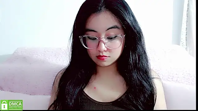 Snapshot of mariana_katto chatting on November 14, 2025, 7:39 pm mariana katto online show from November 14, 2025, 7:39 pm