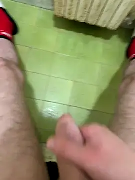 Snapshot of Miky_21 chatting on November 18, 2025, 1:32 am Miky 21 online show from November 18, 2025, 1:32 am