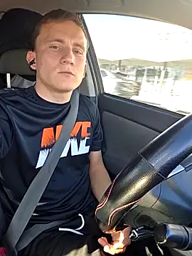 monitobuenchorro online show from December 13, 2025, 8:26 pm