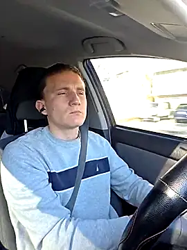 monitobuenchorro online show from December 14, 2025, 6:35 pm