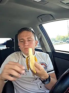 monitobuenchorro online show from September 16, 2025, 4:52 pm