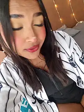 Snapshot of Mariangel_11 chatting on November 24, 2025, 1:44 pm Mariangel 11 online show from November 24, 2025, 1:44 pm