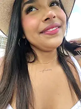 Snapshot of Mariangel_11 chatting on November 29, 2025, 2:39 pm Mariangel 11 online show from November 29, 2025, 2:39 pm