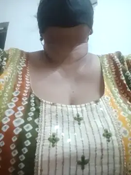 zeepe19 online show from March 5, 2026, 2:57 pm