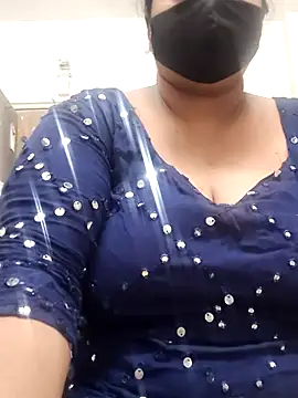 Snapshot of zeepe19 chatting on November 8, 2025, 5:33 am zeepe19 online show from November 8, 2025, 5:33 am