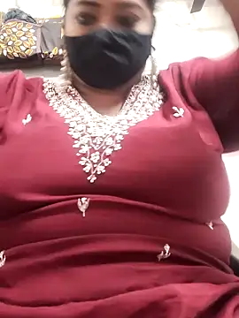 Snapshot of zeepe19 chatting on December 18, 2025, 6:45 pm zeepe19 online show from December 18, 2025, 6:45 pm