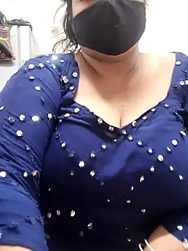 Snapshot of zeepe19 chatting on October 29, 2025, 6:23 am zeepe19 online show from October 29, 2025, 6:23 am