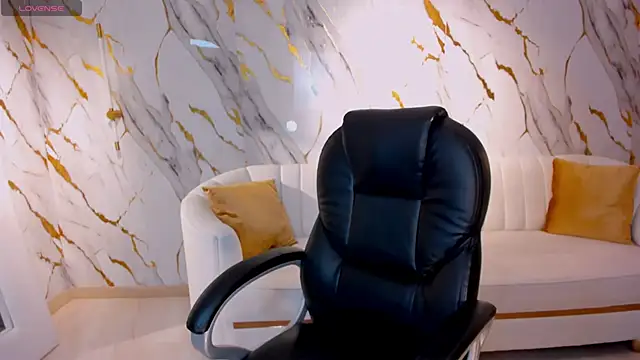 Snapshot of ValeriaRoldanX chatting on March 7, 2025, 3:29 am ValeriaRoldanX online show from March 7, 2025, 3:29 am