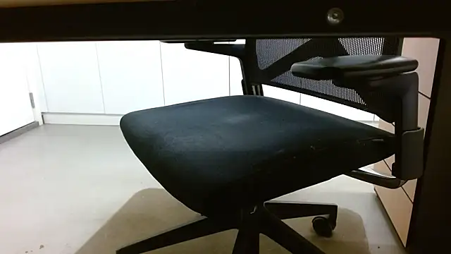 Snapshot of lovewalknaked chatting on December 5, 2025, 4:38 pm lovewalknaked online show from December 5, 2025, 4:38 pm