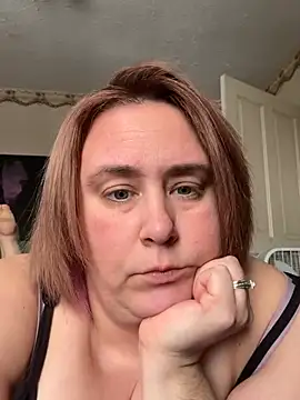 thickmilf182 online show from January 7, 2025, 6:35 pm