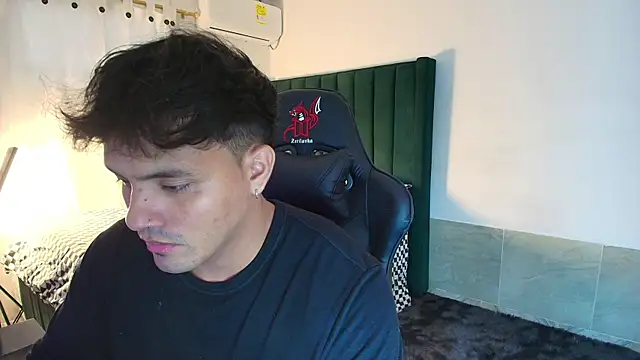 man dur07 online show from November 29, 2025, 6:19 pm