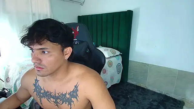 man dur07 online show from March 1, 2026, 9:26 pm