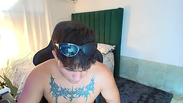 man dur07 online show from January 10, 2026, 8:04 pm