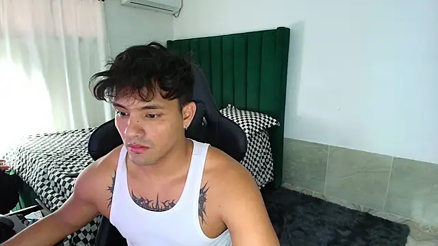 man dur07 online show from February 9, 2026, 8:51 pm