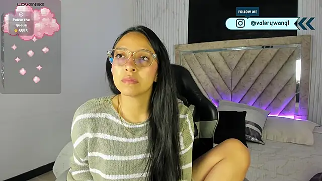 Snapshot of Valery_wang chatting on December 20, 2025, 12:08 pm Valery wang online show from December 20, 2025, 12:08 pm