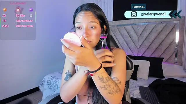 Snapshot of Valery_wang chatting on January 15, 2026, 11:57 am Valery wang online show from January 15, 2026, 11:57 am